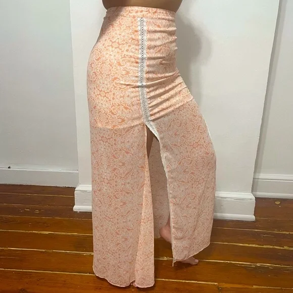 Double High Slit Floral Maxi Skirt - Picture 6 of 10